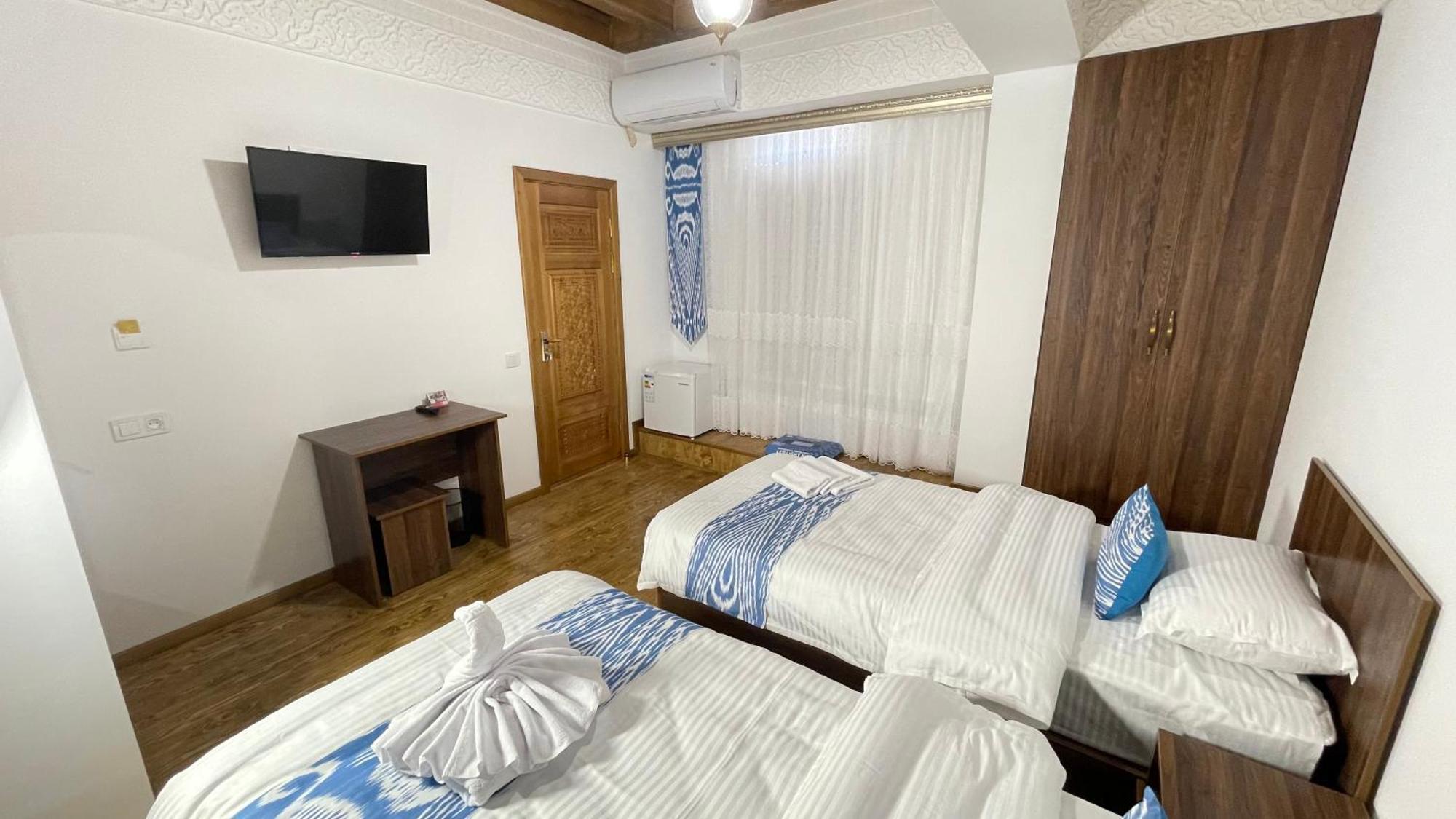 Mahbubakhon Guest House In Old City Bukhara Esterno foto