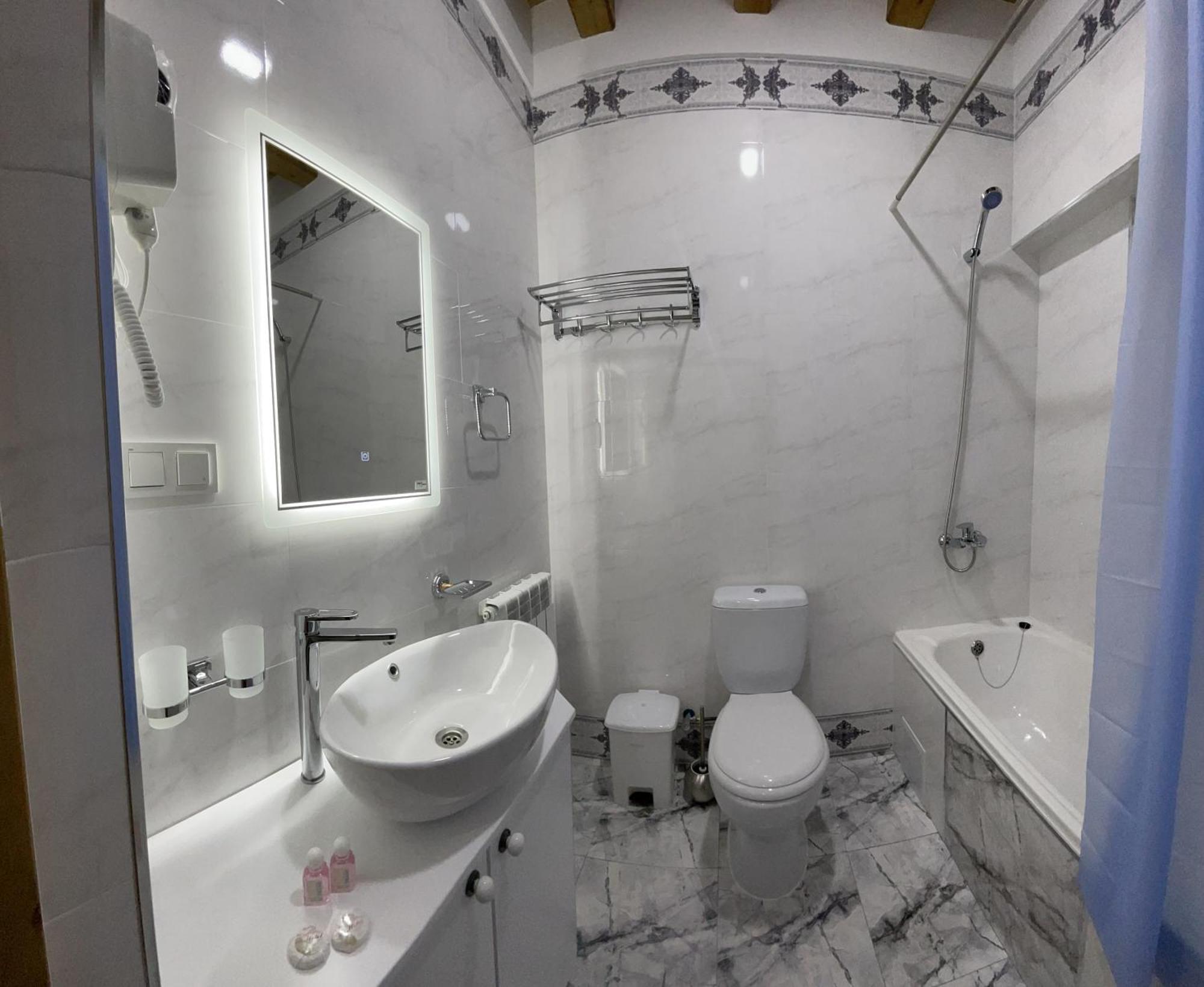 Mahbubakhon Guest House In Old City Bukhara Esterno foto
