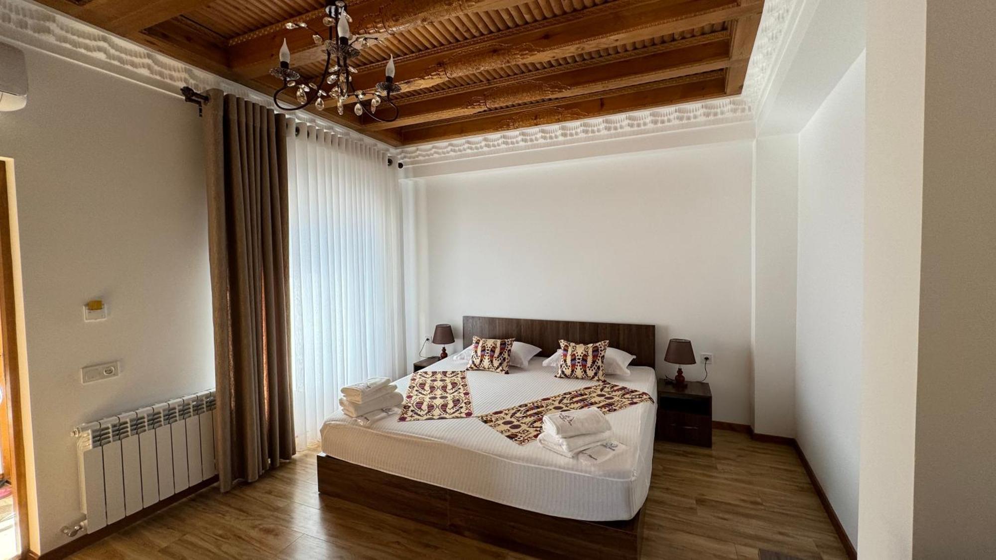 Mahbubakhon Guest House In Old City Bukhara Esterno foto